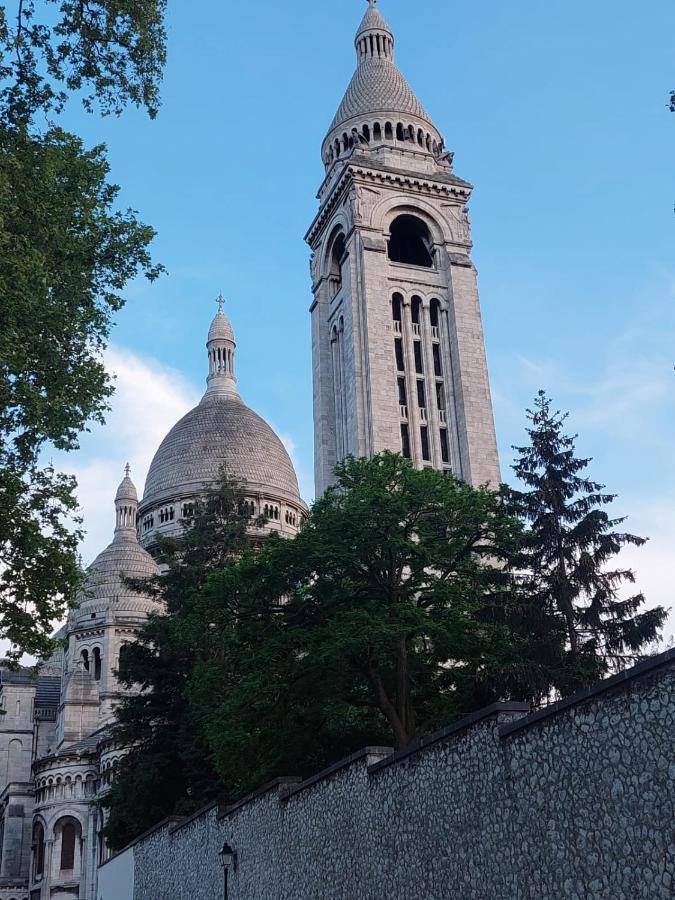 Perfect Studio Down The Sacre Coeur Paris Exterior photo