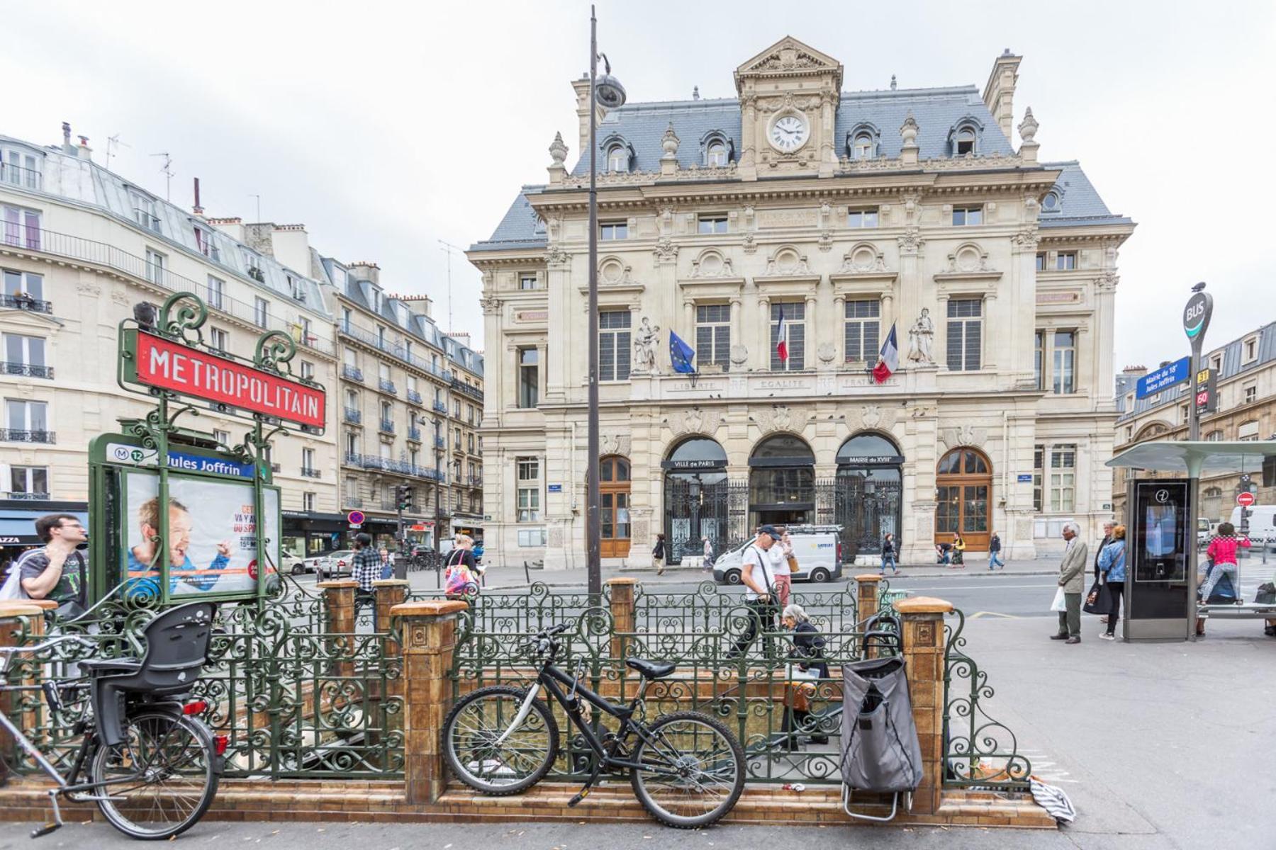 Perfect Studio Down The Sacre Coeur Paris Exterior photo